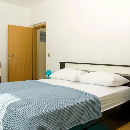 Annika * 스플리트