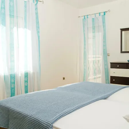 Annika * 스플리트