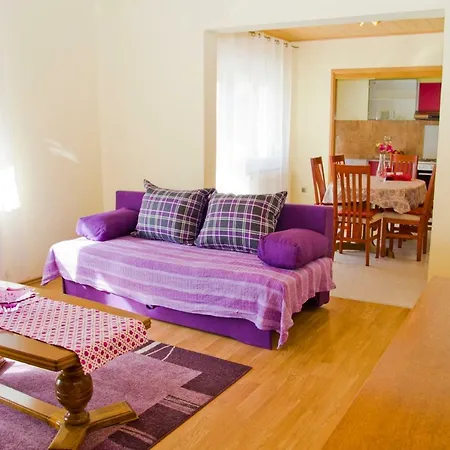 Annika * 스플리트