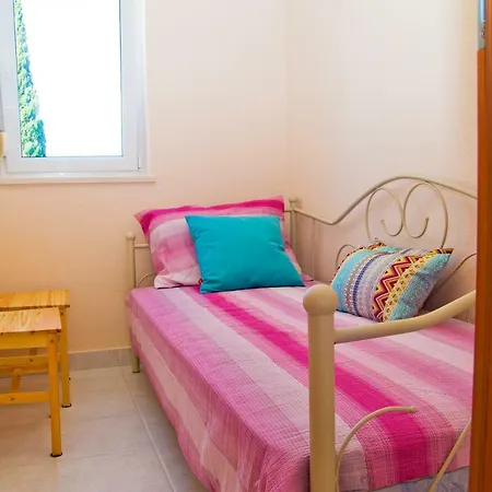 Annika Apartment *